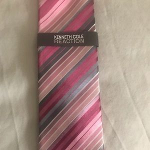 💼 Kenneth Cole Reaction Tie